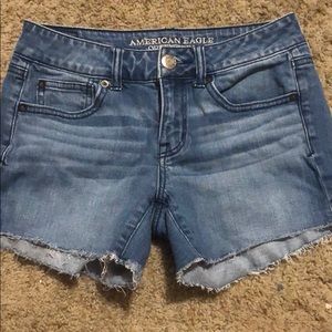Sz 4 American Eagle Shorties